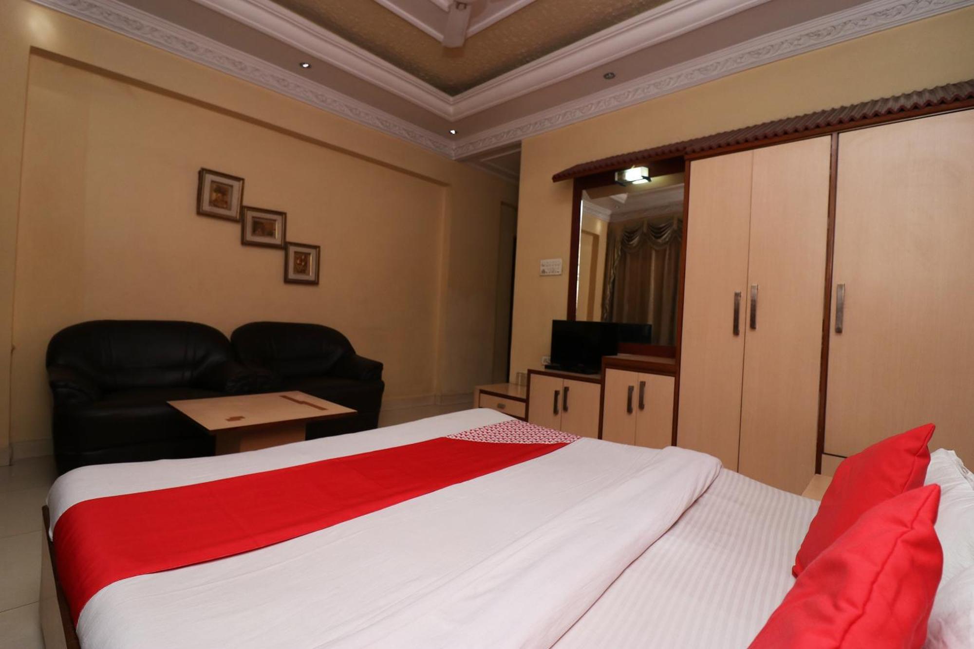 Hotel O Akash Regency Dhanbād Buitenkant foto