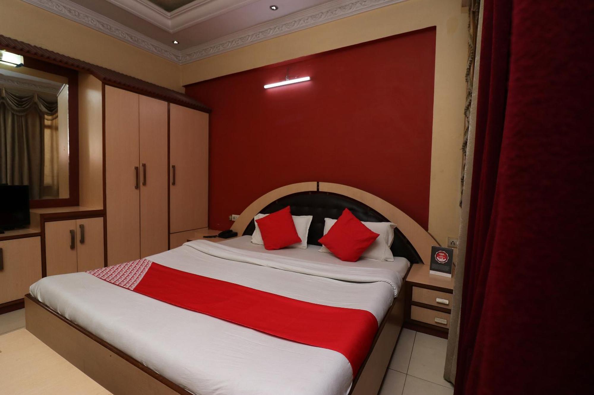 Hotel O Akash Regency Dhanbād Buitenkant foto